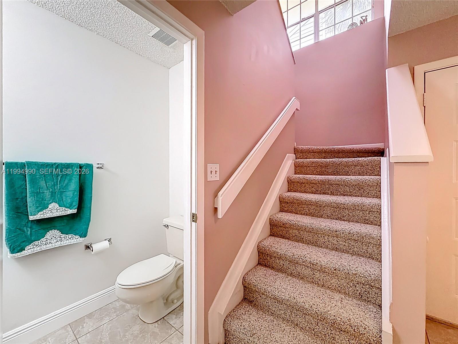 5043 Pointe Emerald Lane Boca Raton, FL 33431 - Photo 31 of 66 Guest half bath