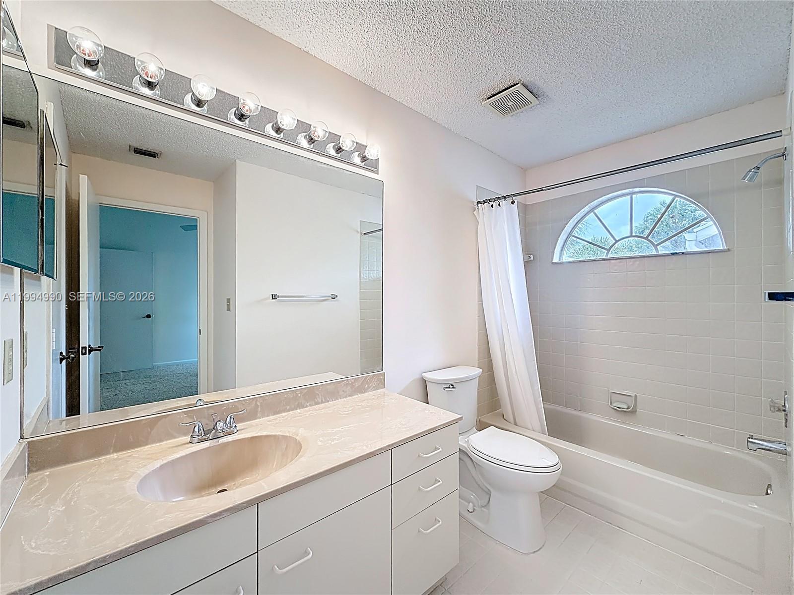 5043 Pointe Emerald Lane Boca Raton, FL 33431 - Photo 51 of 66 2nd bathroom