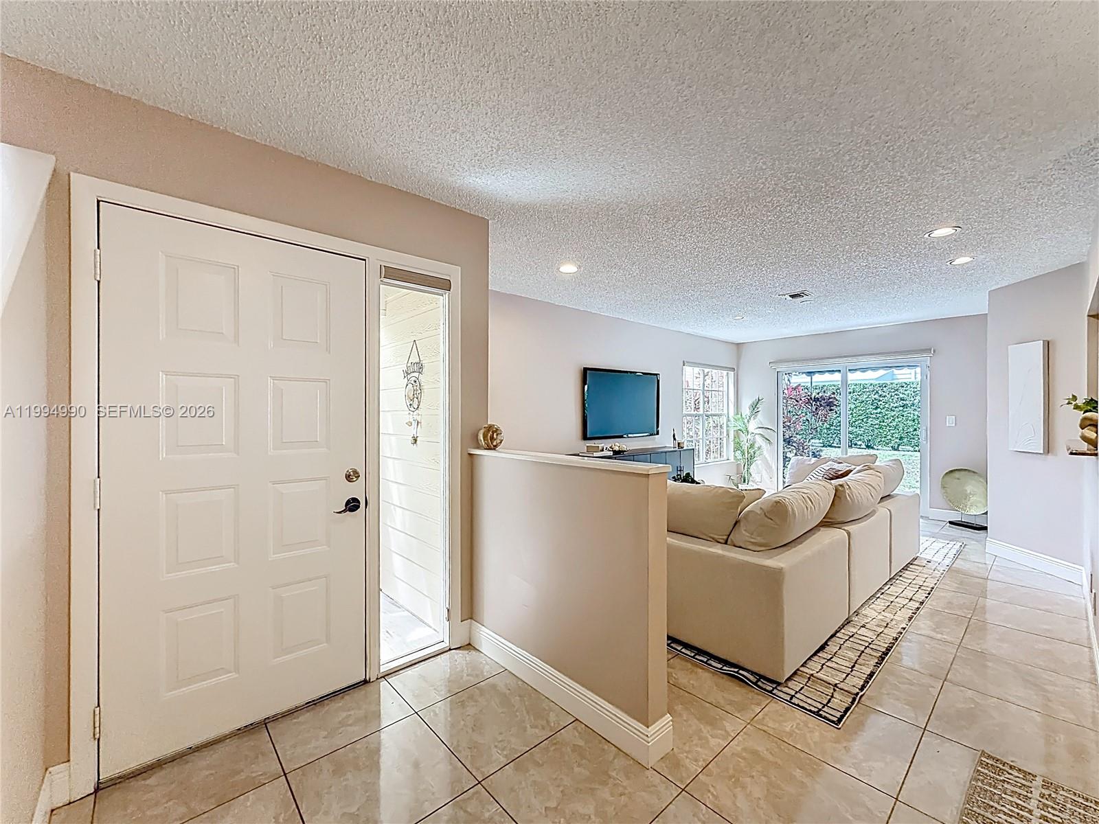 5043 Pointe Emerald Lane Boca Raton, FL 33431 - Photo 6 of 66