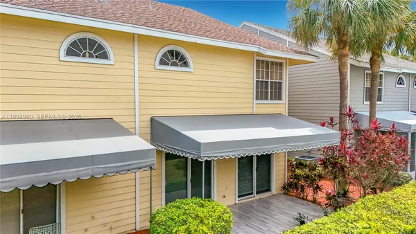 $545,000 | 5043 Pointe Emerald Lane, Boca Raton, FL 33431
