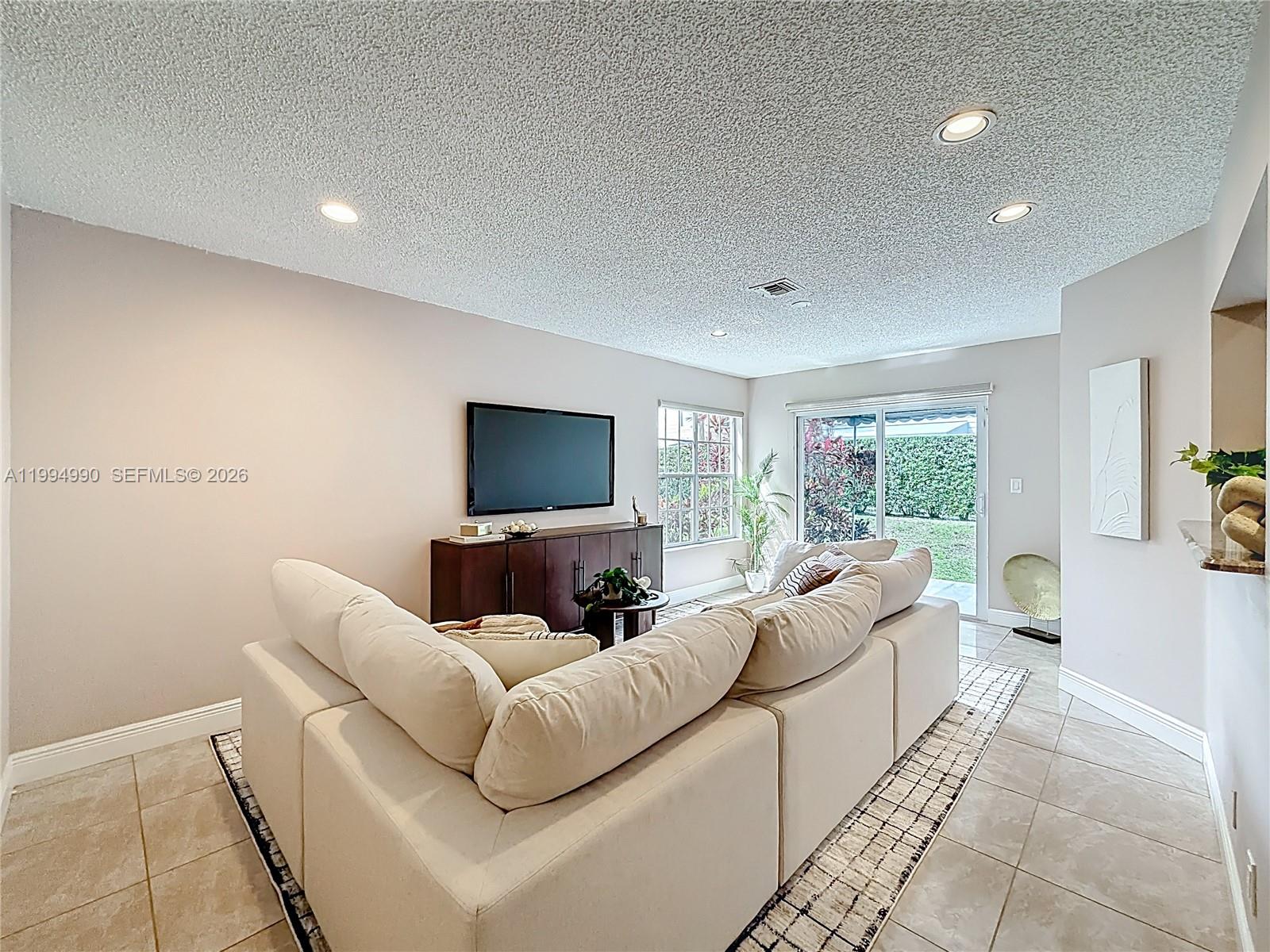 5043 Pointe Emerald Lane Boca Raton, FL 33431 - Photo 7 of 66