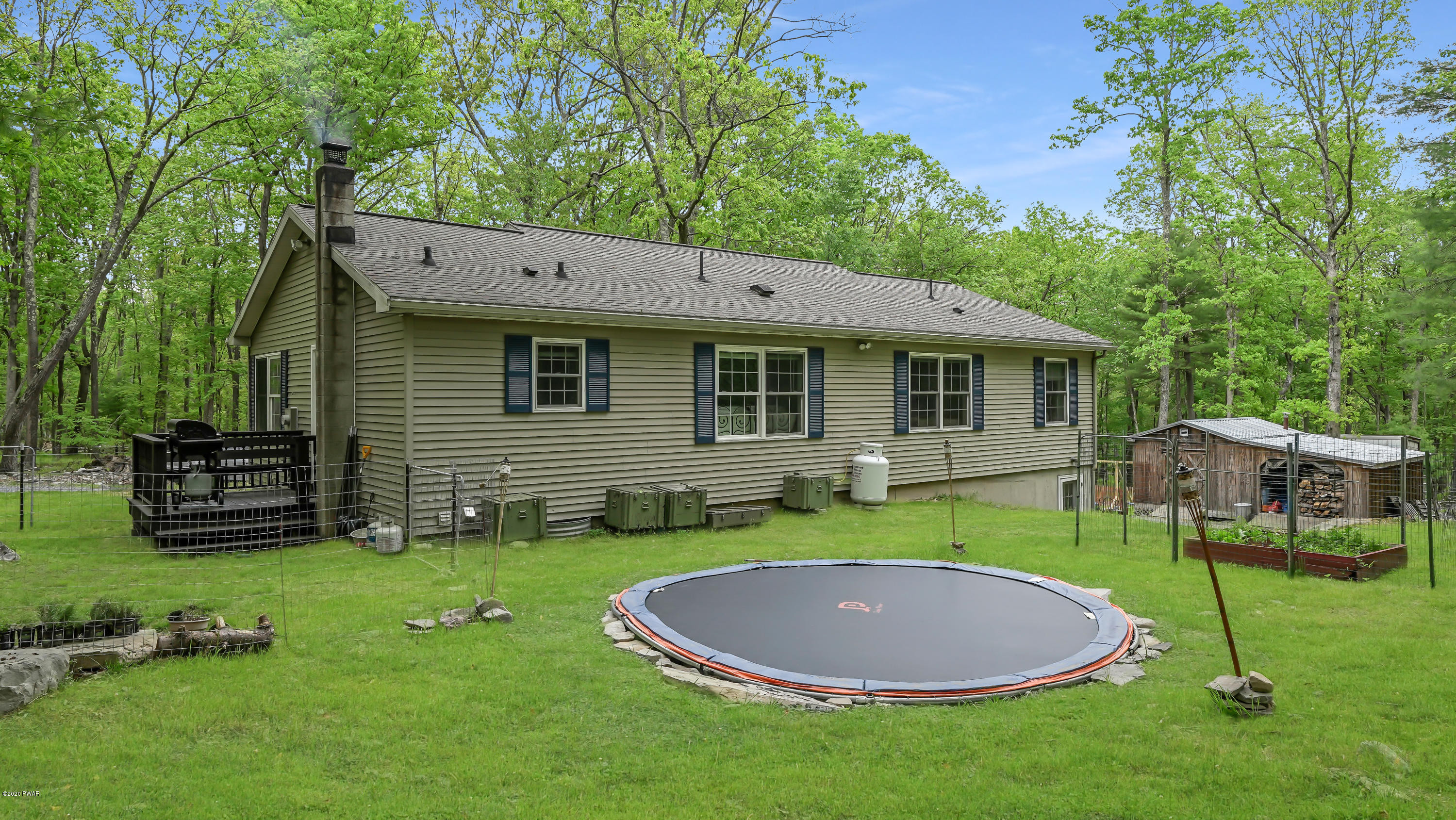 127 Neversink Road Shohola, PA 18458 - Photo 6 of 32