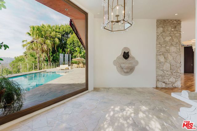 $9,999,999 | 1111 Bel Air Place, Los Angeles, CA 90077