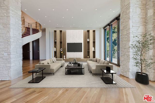 $9,999,999 | 1111 Bel Air Place, Los Angeles, CA 90077