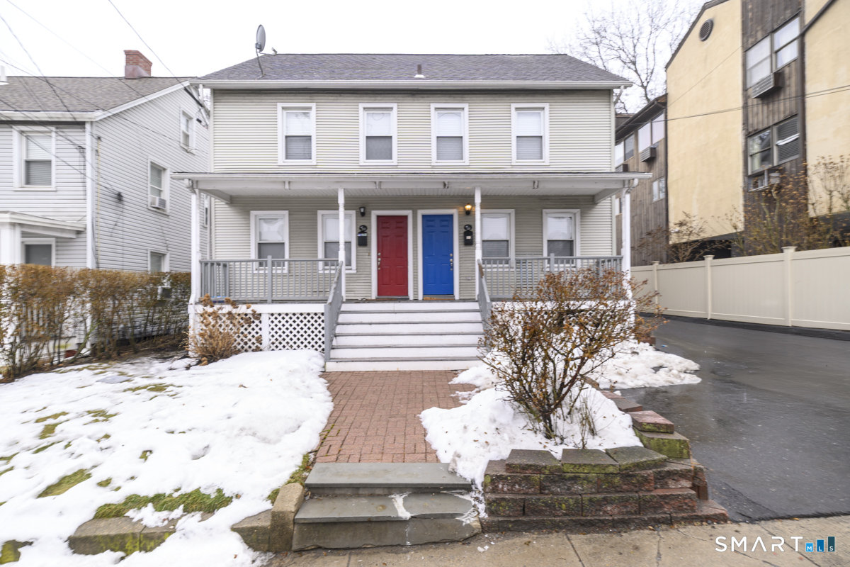 Welcome to 251-253 Cove Road