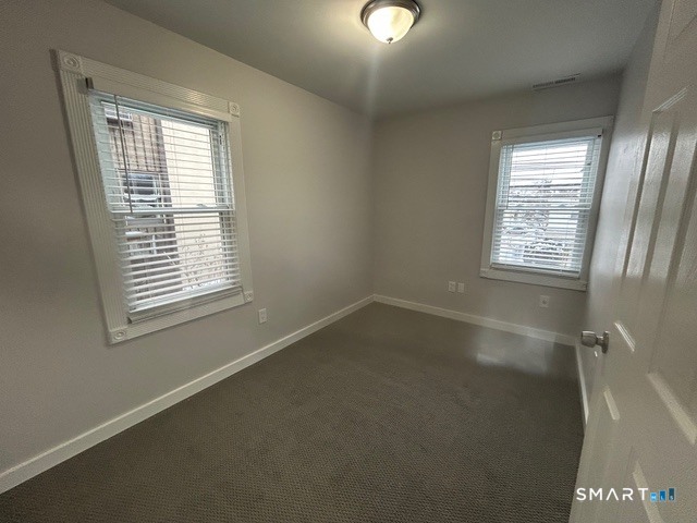 251 Cove Road Stamford, CT 06902 - Photo 18 of 26