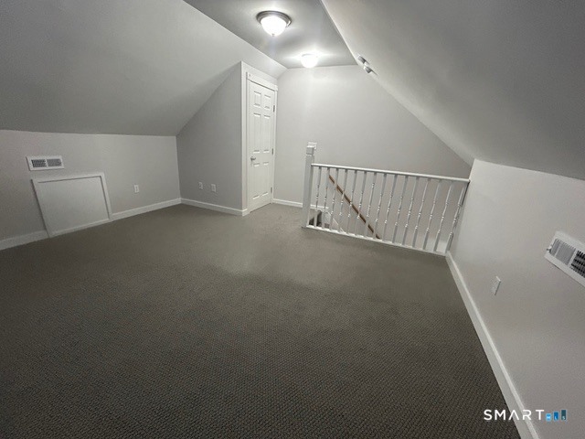 251 Cove Road Stamford, CT 06902 - Photo 19 of 26 3rd floor bonus room