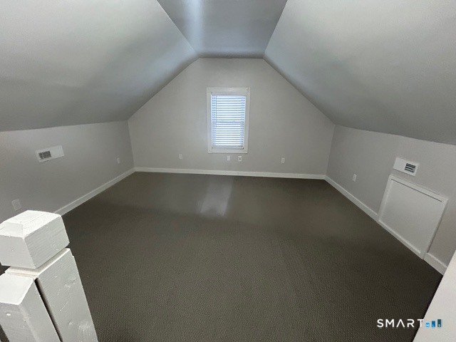 251 Cove Road Stamford, CT 06902 - Photo 20 of 26