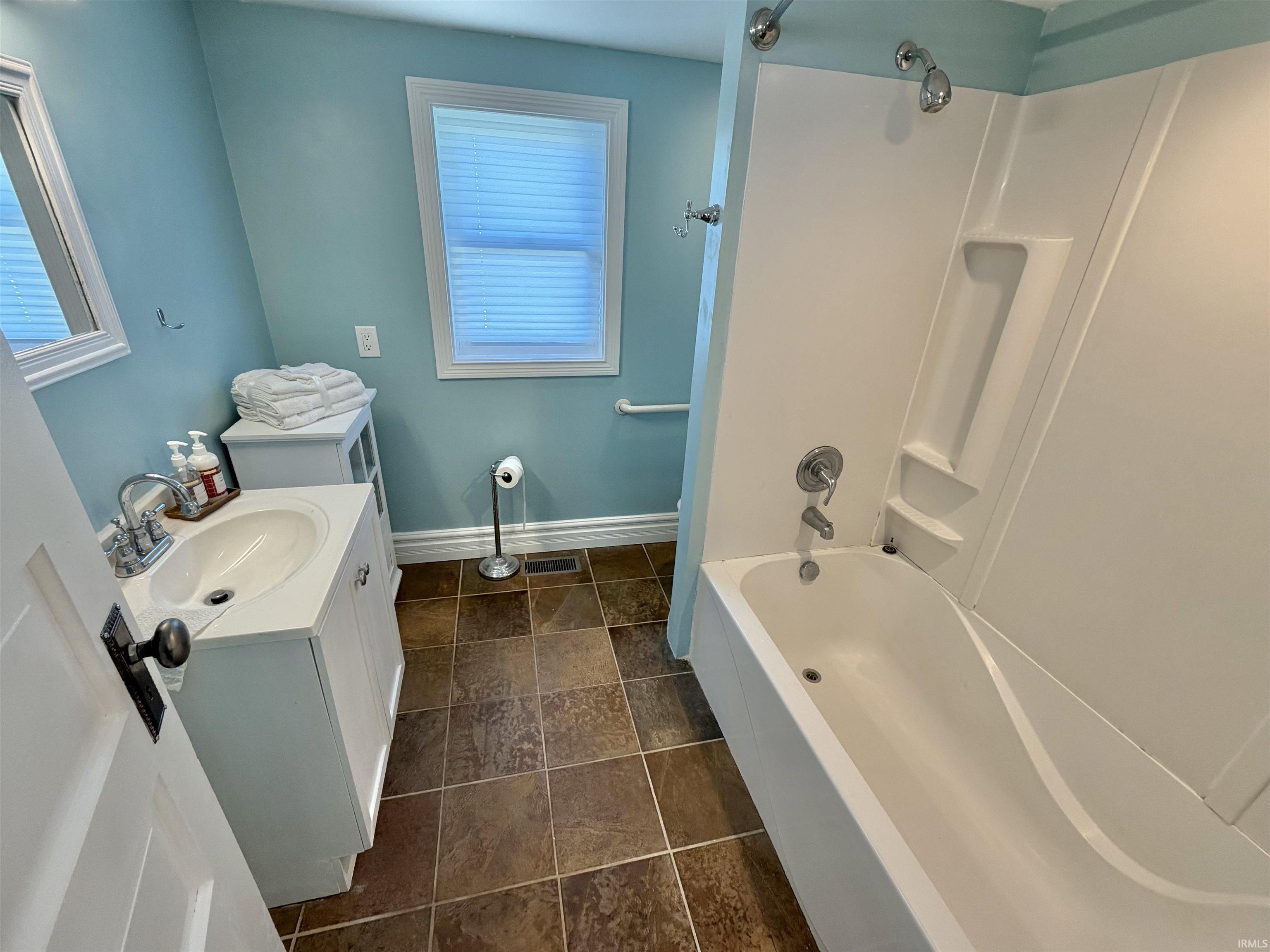 503 North Davis Street Walton, IN 46994 - Photo 12 of 35