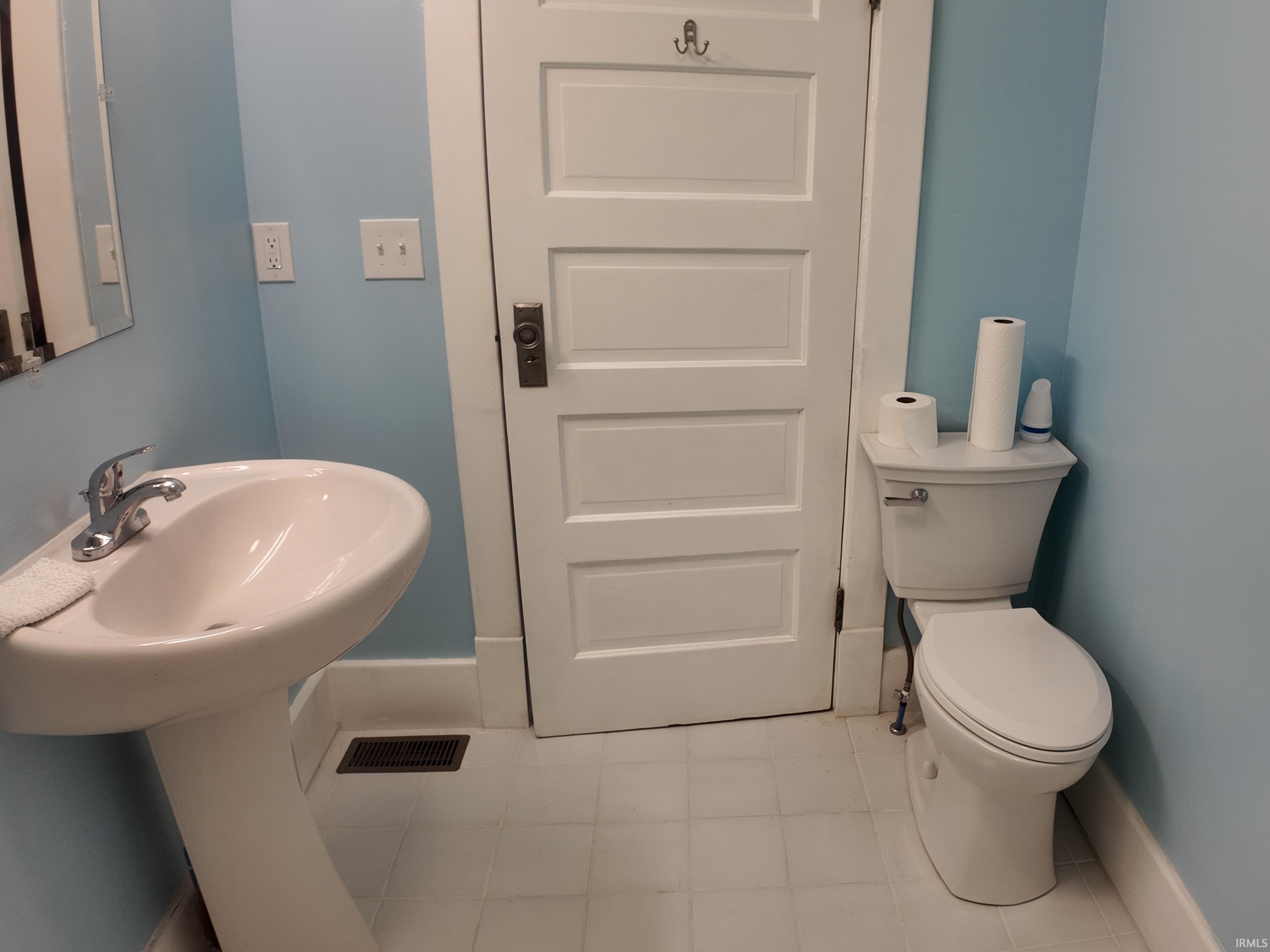 503 North Davis Street Walton, IN 46994 - Photo 21 of 35