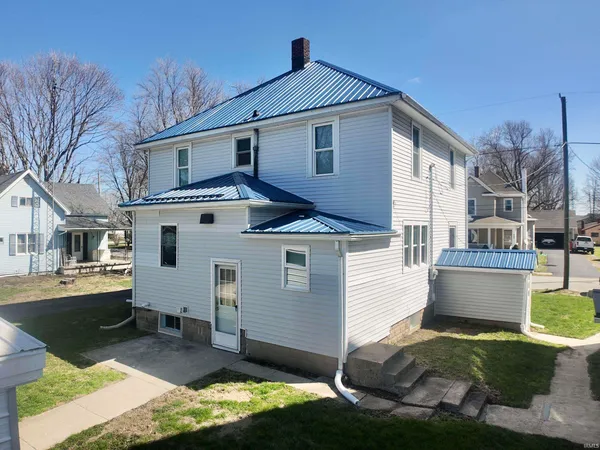 $200,000 | 503 North Davis Street, Walton, IN 46994