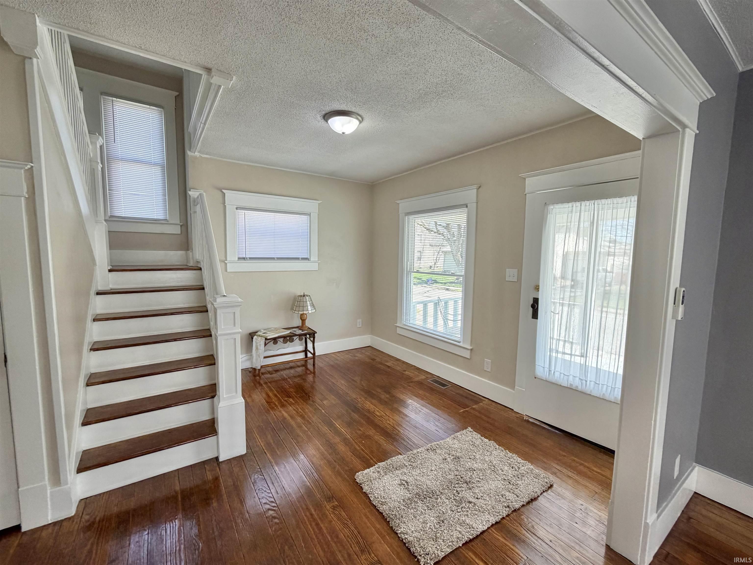 503 North Davis Street Walton, IN 46994 - Photo 6 of 35