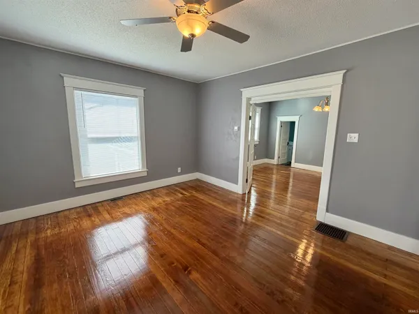 $200,000 | 503 North Davis Street, Walton, IN 46994