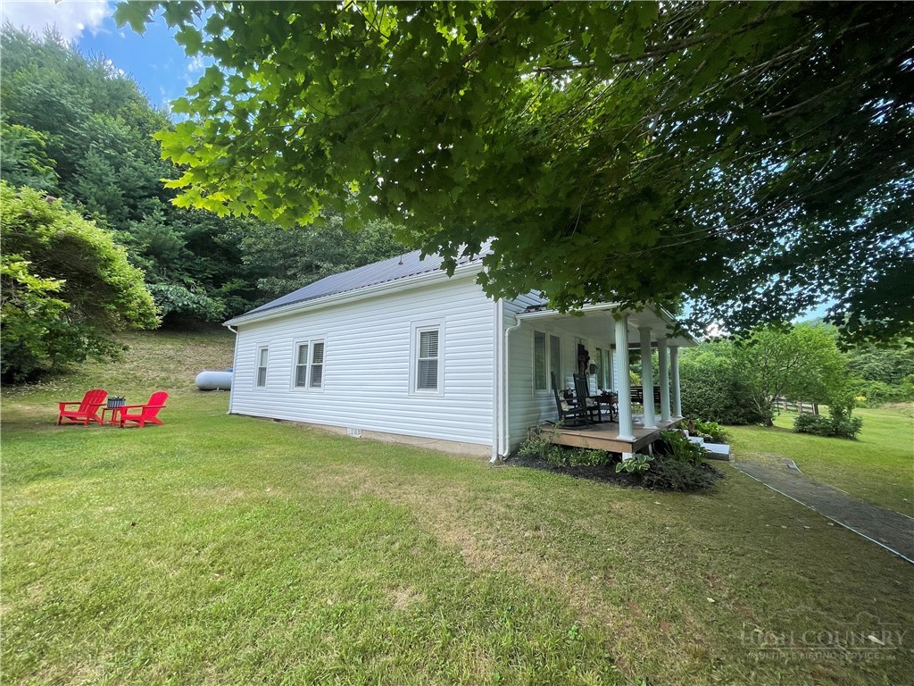 250 Mash Stuart Road West Jefferson, NC 28694 - Photo 8 of 36