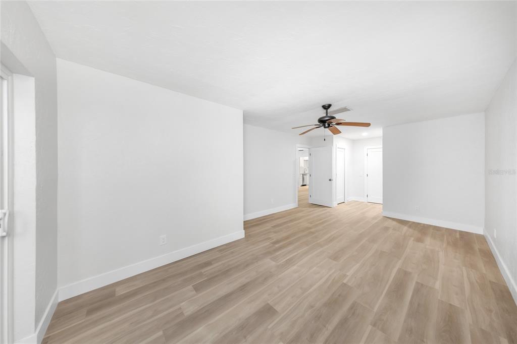 285 Boca Ciega Point Boulevard North, Unit 3009 St. Petersburg, FL 33708 - Photo 11 of 26
