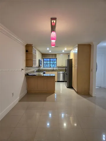 $3,600 | 19740 Cypress Court, Unit 19740, Hialeah, FL 33015