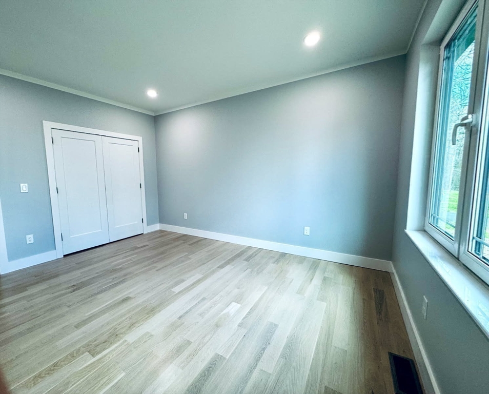 134 Russellville Road Westfield, MA 01085 - Photo 20 of 26