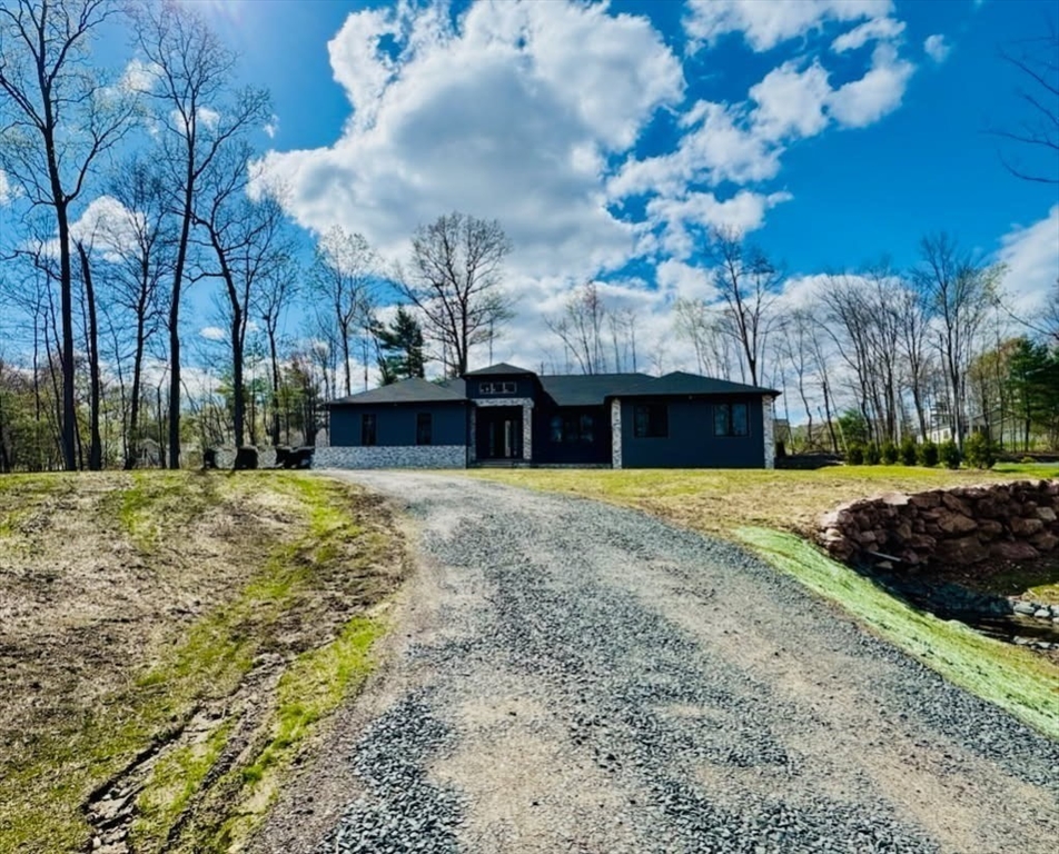 134 Russellville Road Westfield, MA 01085 - Photo 6 of 26