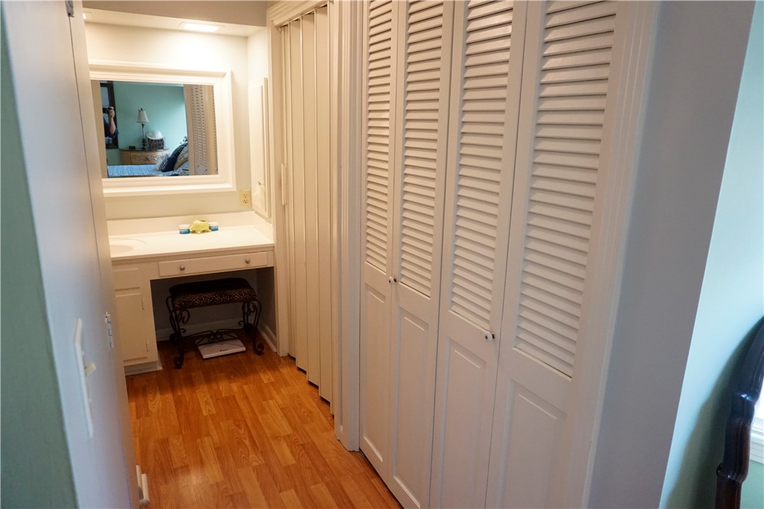 800 Euclid Avenue Waycross, GA 31501 - Photo 10 of 19 Owners' closet, bath