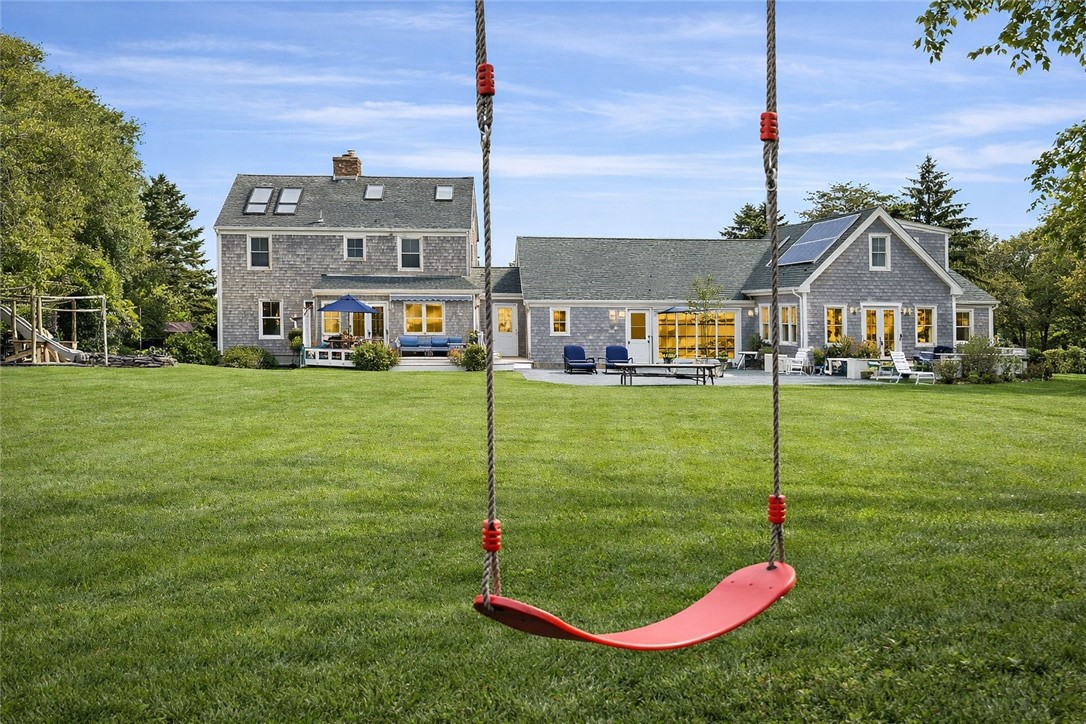 400 3rd Beach Road Middletown, RI 02842 - Photo 11 of 11