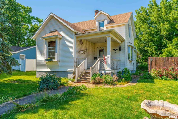 $59,000 | 310 6th Street, Lincoln, IL 62656