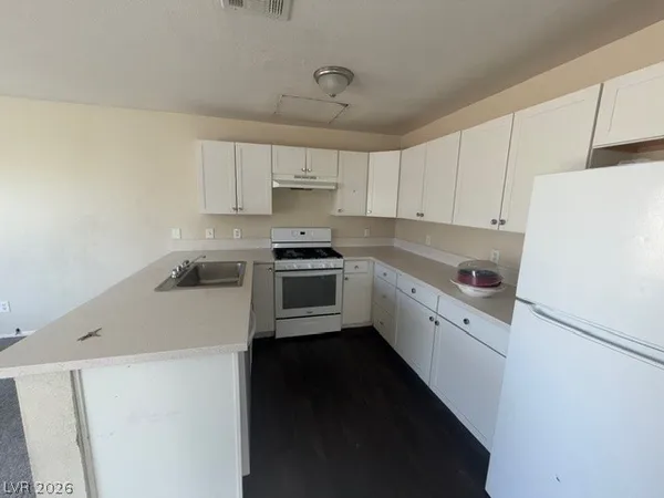 $2,350 | 3903 North Eblick Wash Drive, Las Vegas, NV 89115