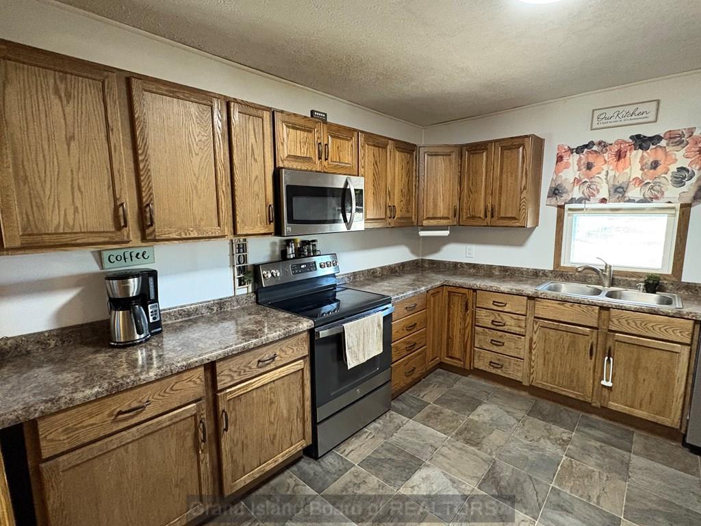 3240 North Road Grand Island, NE 68803 - Photo 8 of 33 Gallery Image 8