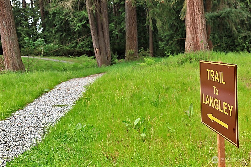 240 Clover Court Langley, WA 98260 - Photo 30 of 38