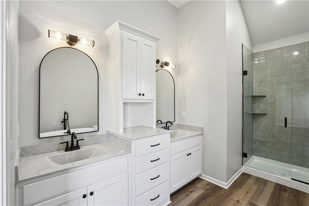 325 Northeast 51st Road Warrensburg, MO 64093 - Photo 6 of 8