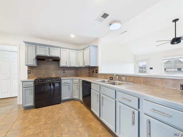 $264,900 | 5262 Faulkner Drive, Darrow, LA 70725