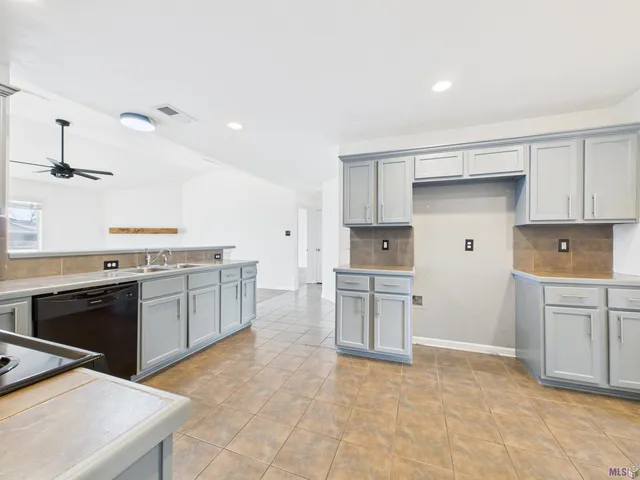 $264,900 | 5262 Faulkner Drive, Darrow, LA 70725