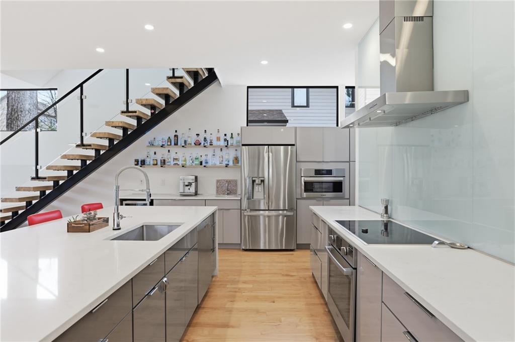 868 Mercer Street Southeast Atlanta, GA 30316 - Photo 9 of 53