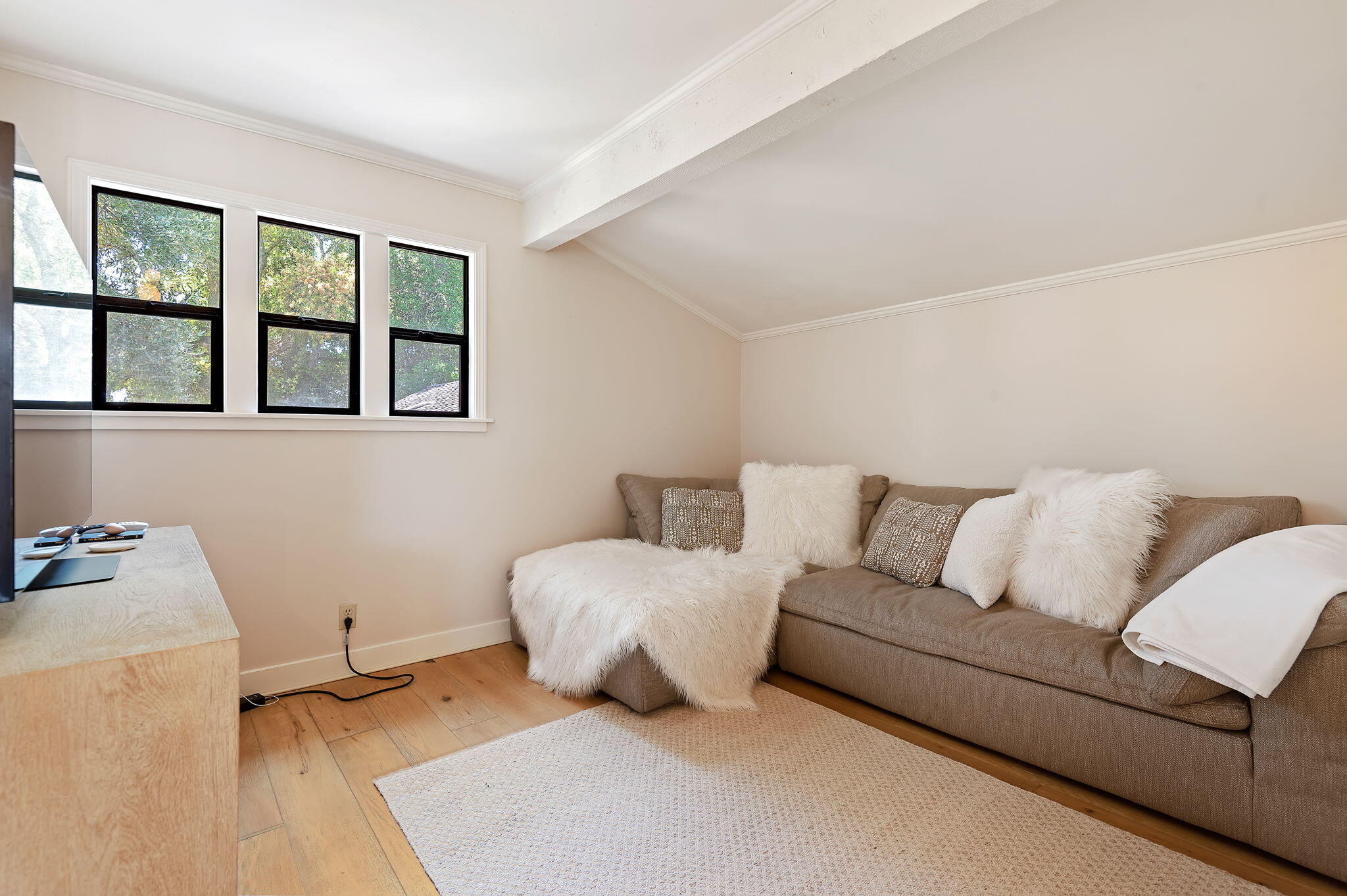 0 Still Meadow Road Solvang, CA 93463 - Photo 31 of 58 30 TV Room