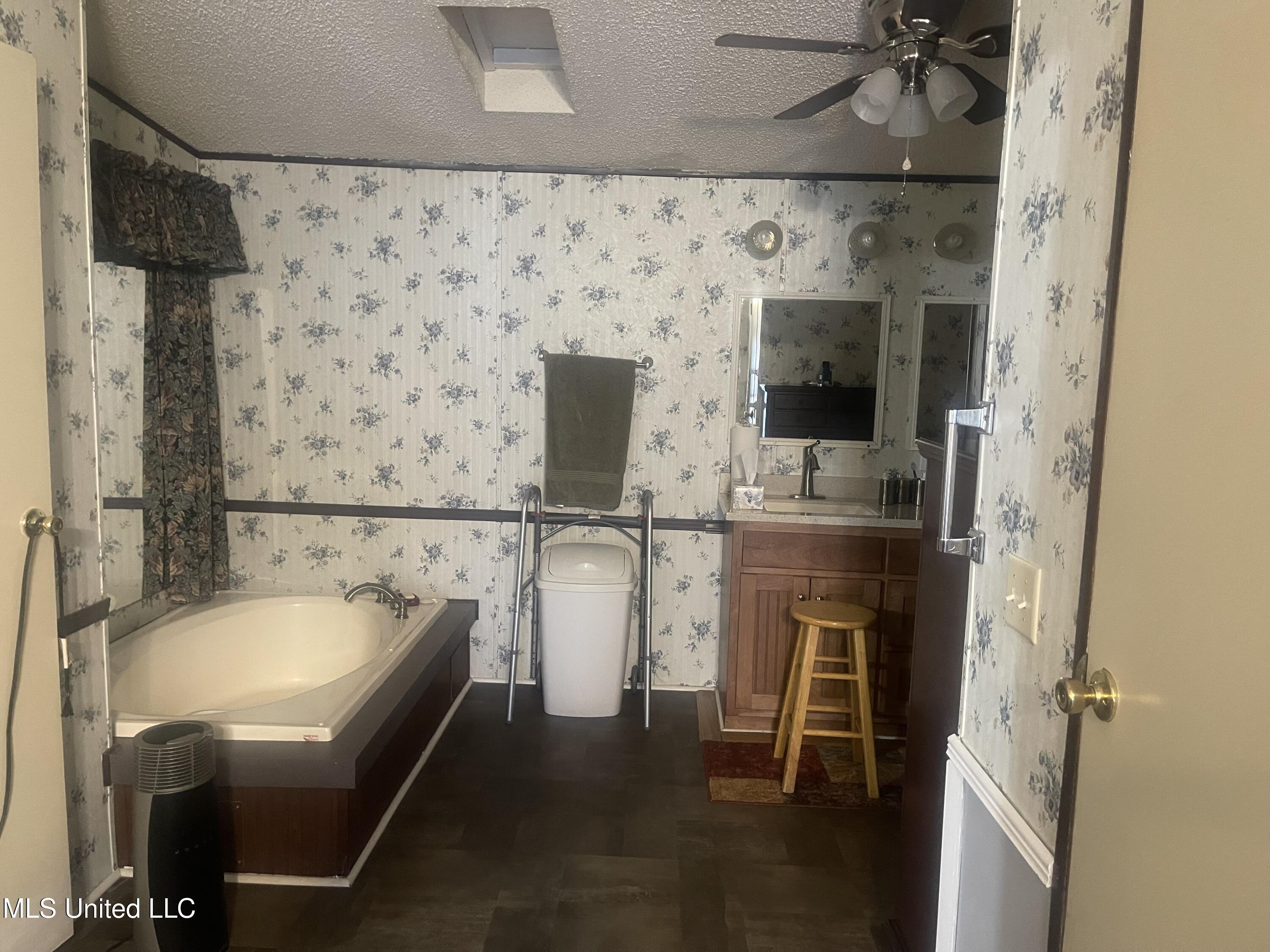 6193 Marianna Road Holly Springs, MS 38635 - Photo 14 of 26 IMG_7920