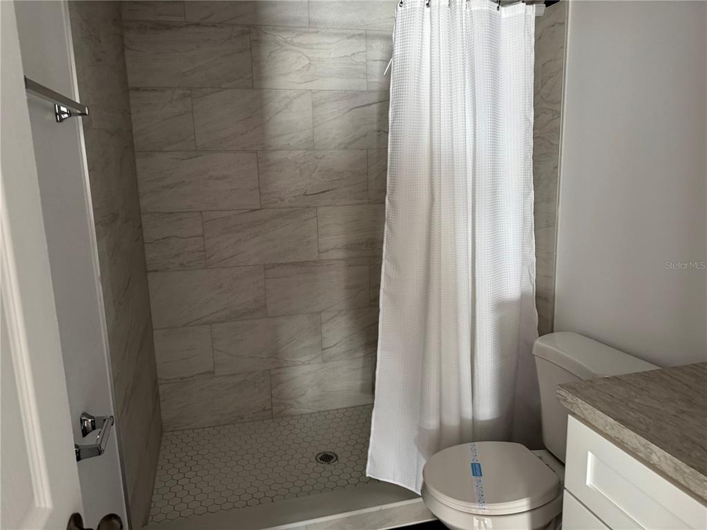 512 West Dixie Avenue Leesburg, FL 34748 - Photo 3 of 7