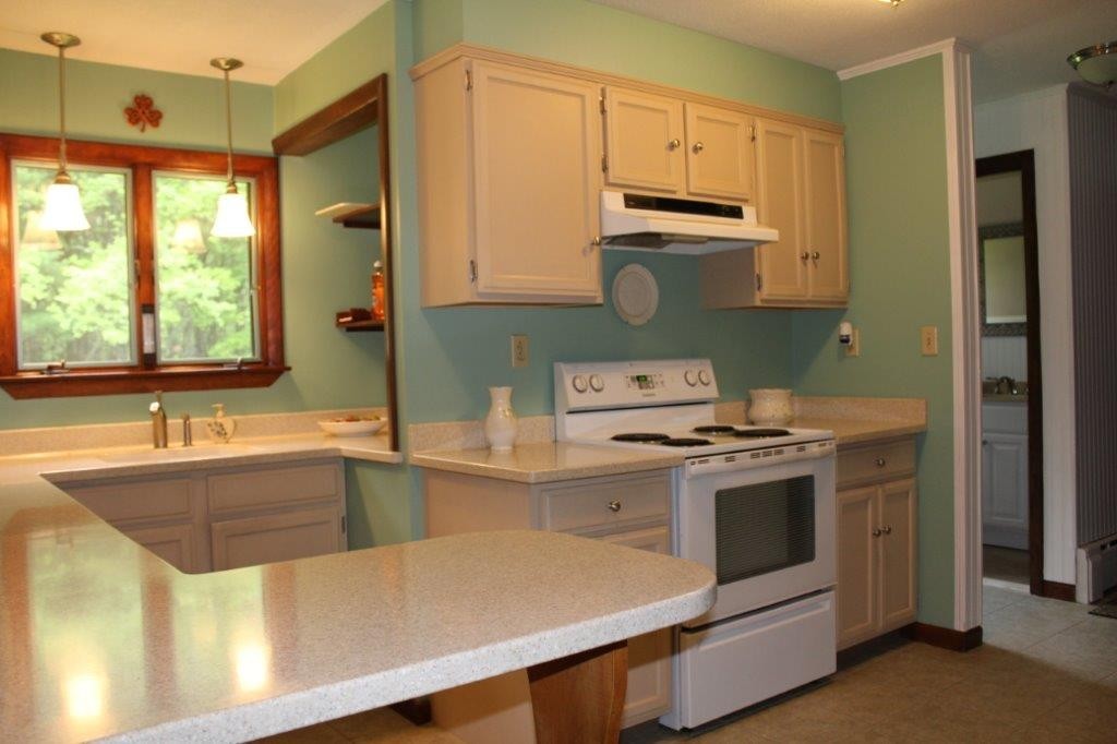 651 Old Coldbrook Road Barre, MA 01005 - Photo 9 of 30 Gallery Image 9
