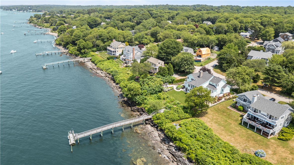 121 Seaside Drive Jamestown, RI 02835 - Photo 17 of 39