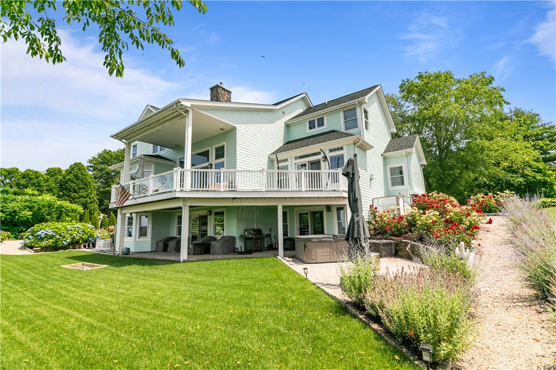 121 Seaside Drive Jamestown, RI 02835 - Photo 29 of 39