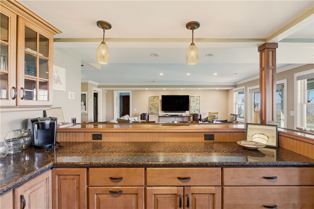 121 Seaside Drive Jamestown, RI 02835 - Photo 37 of 39