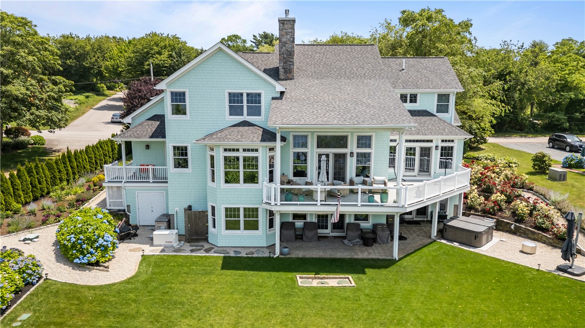 121 Seaside Drive Jamestown, RI 02835 - Photo 5 of 39