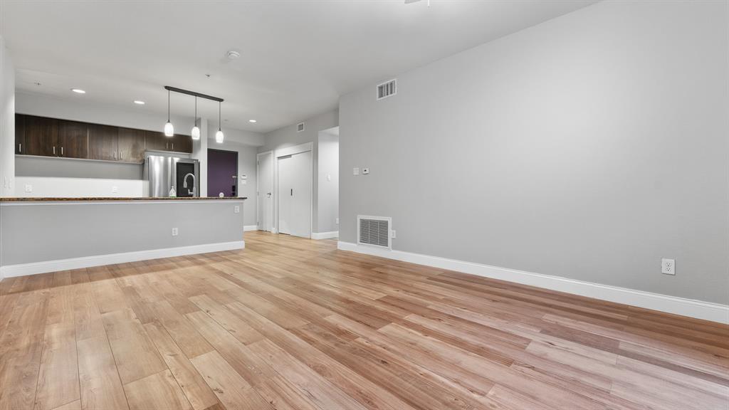 1100 West Trinity Mills Road, Unit 1014 Carrollton, TX 75006 - Photo 4 of 32