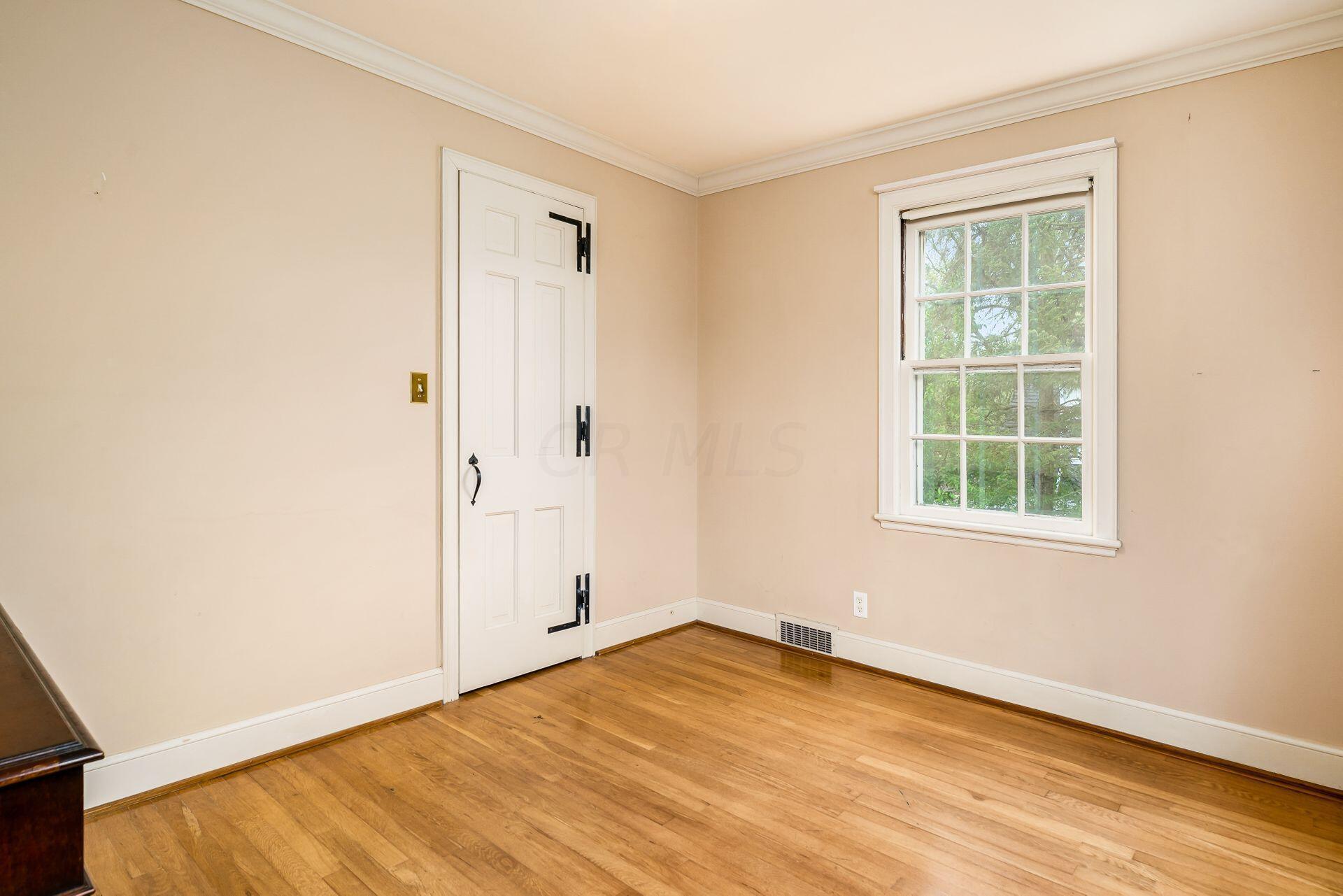 2163 North Star Road Columbus, OH 43221 - Photo 21 of 36 Bedroom 4