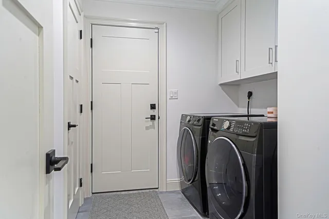 $1,099,000 | 122 4th Street, St. James, NY 11780