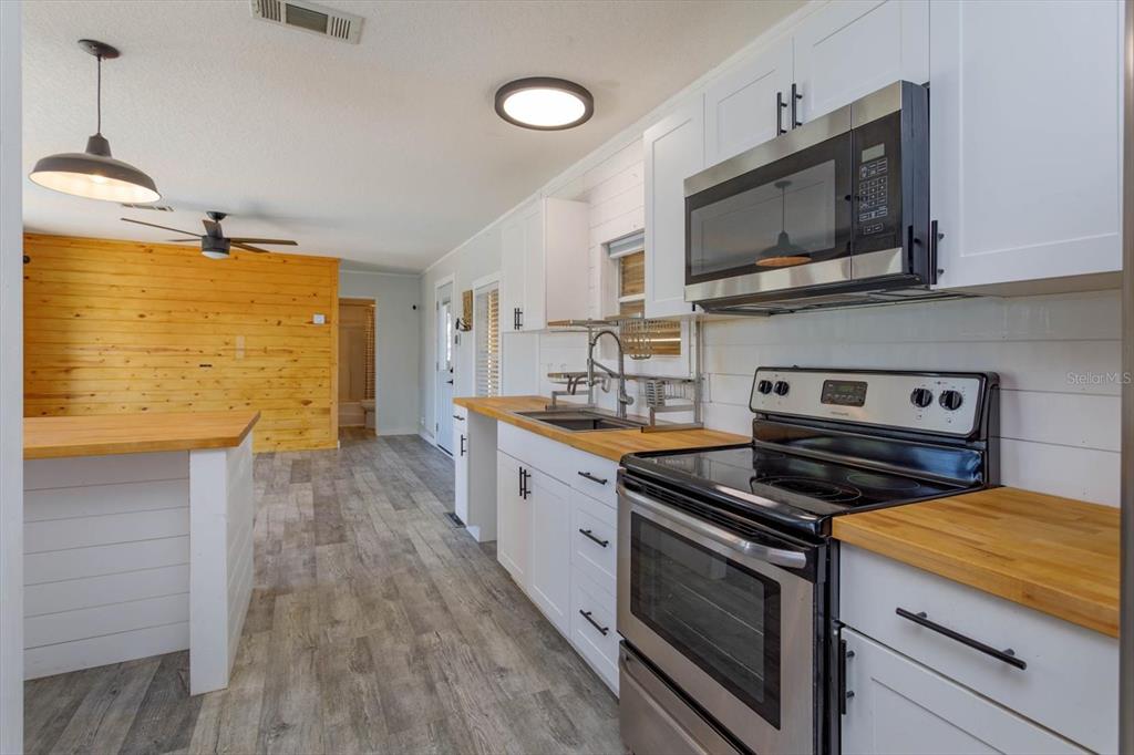 455 Baker Road Merritt Island, FL 32953 - Photo 10 of 24 Gallery Image 10