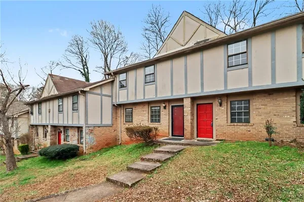 $1,700 | 1150 Rankin Street, Unit 8Q, Stone Mountain, GA 30083
