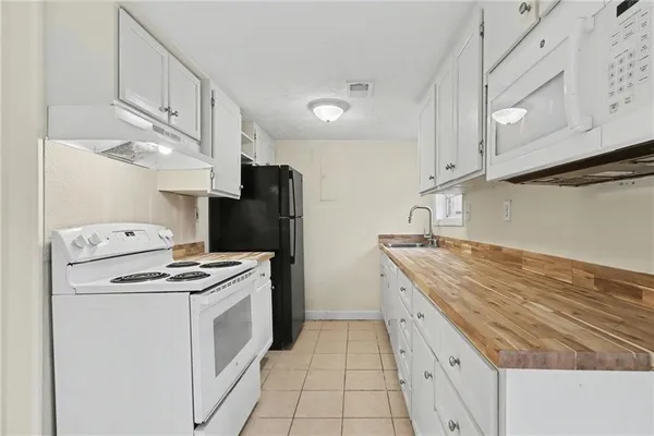 $1,700 | 1150 Rankin Street, Unit 8Q, Stone Mountain, GA 30083
