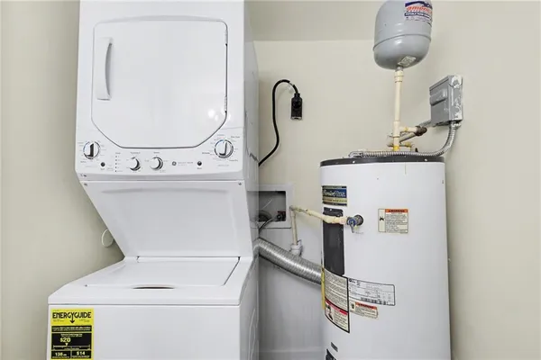 $1,700 | 1150 Rankin Street, Unit 8Q, Stone Mountain, GA 30083