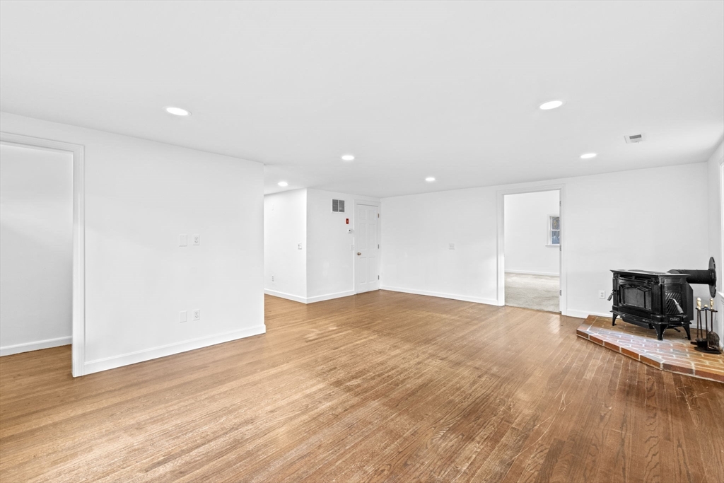 24 Blake Road Weymouth, MA 02188 - Photo 17 of 40 Gallery Image 17