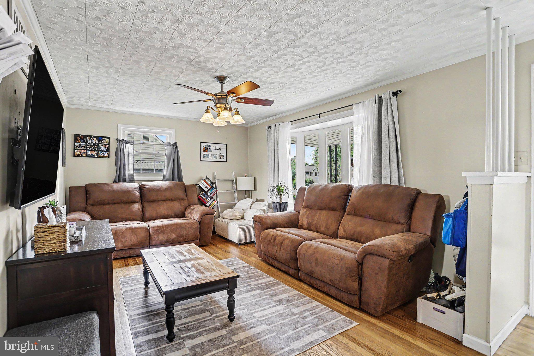 756 Fireside Road York, PA 17404 - Photo 7 of 29 Cozy living space with natural light.