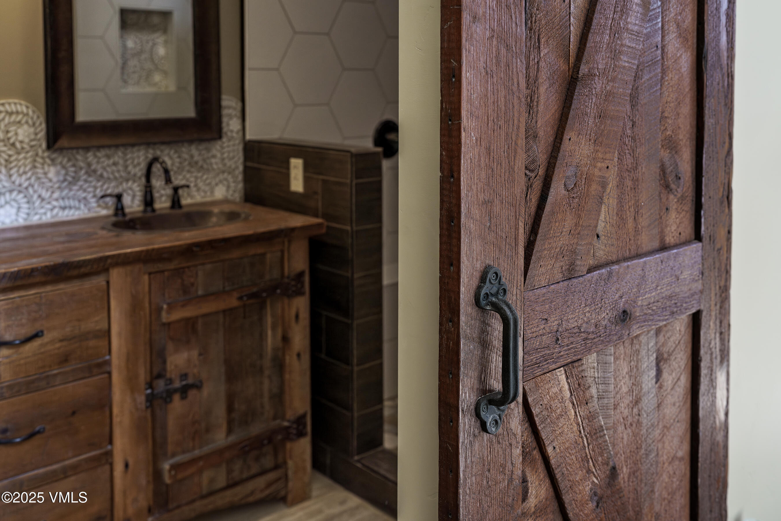 4595 Big Horn Road, Unit 5 Vail, CO 81657 - Photo 20 of 52 4595_Bighorn_Road_#5_103 copy